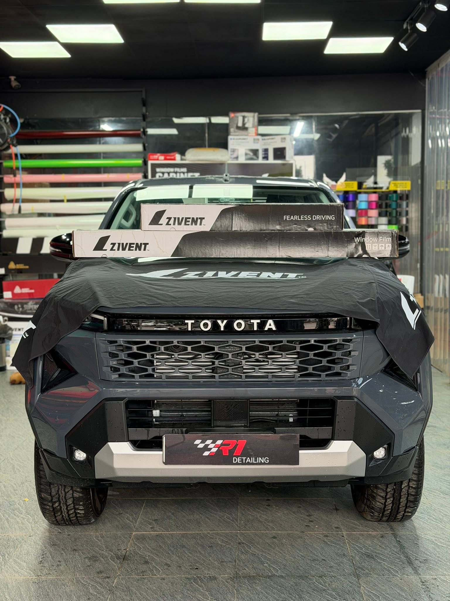 Toyota Hilux mới 100% – nâng cấp ngay khi vừa nhận xe. - Image 5
