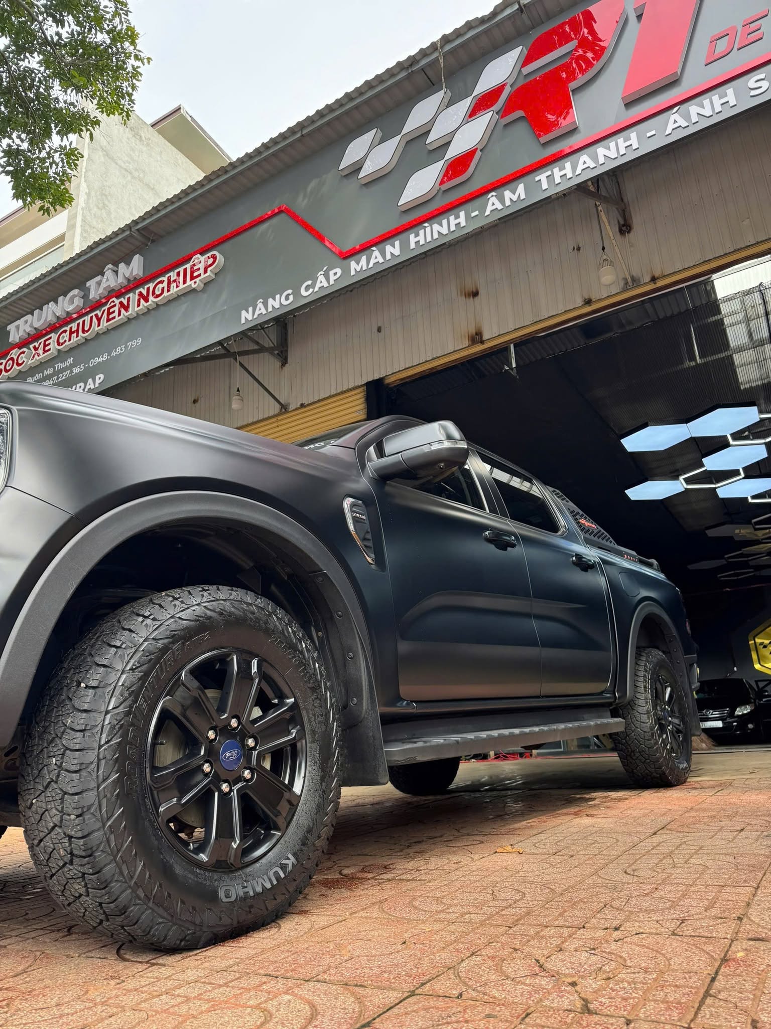 Dán Wrap đổi màu Ford Ranger tại R1 Detailing – diện mạo mới, đẳng cấp mới” - Image 1