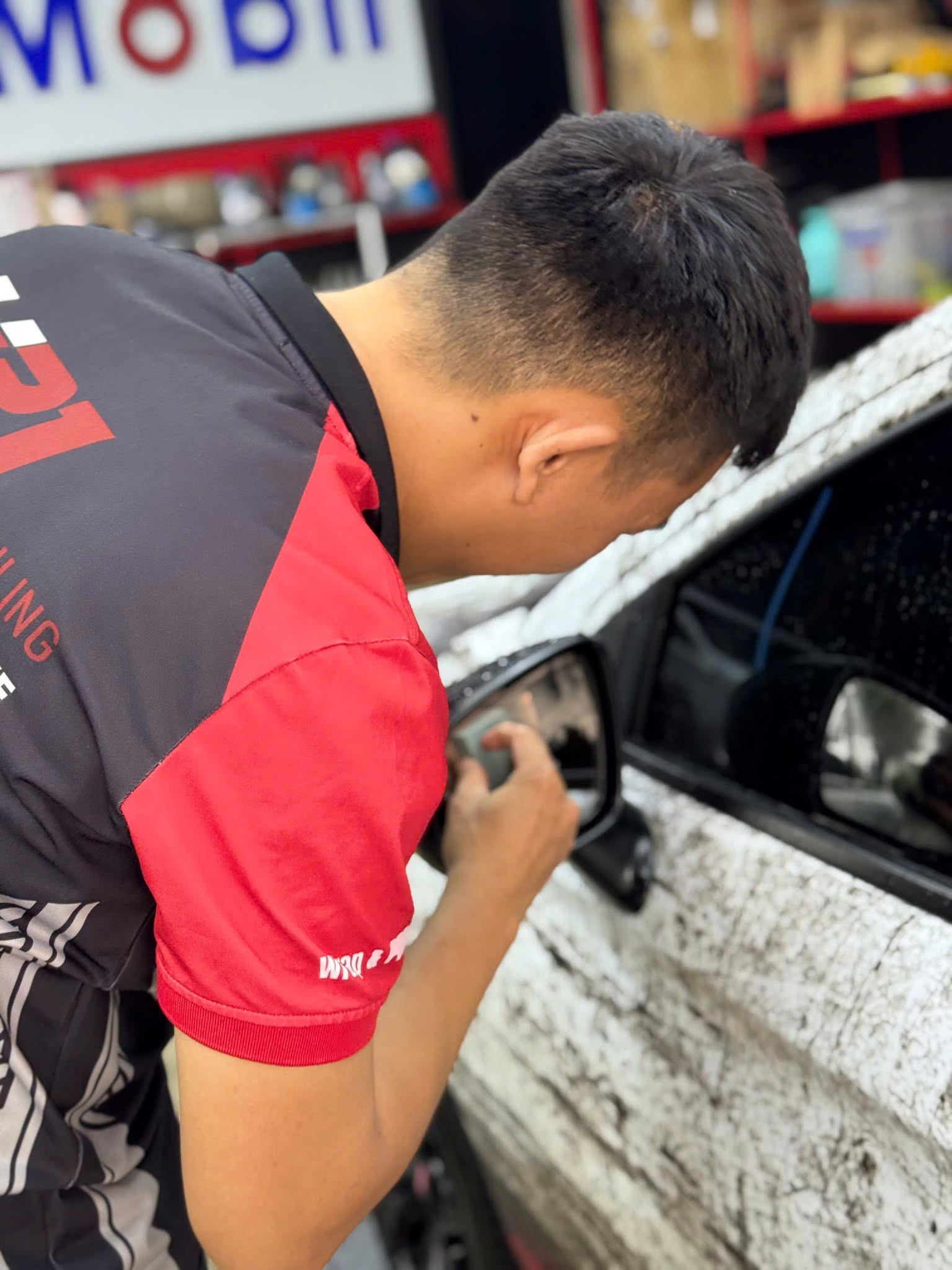 Đừng để những vết ố làm lu mờ ánh nhìn của bạn.”